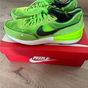 Nike Green and Black Sneakers